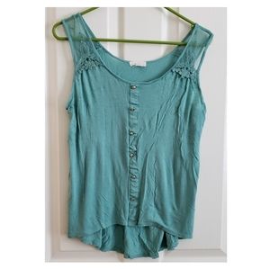 teal tank top